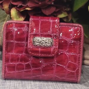 BRIGHTON Elegant Burgundy Crocodile-Embossed Women's Wallet